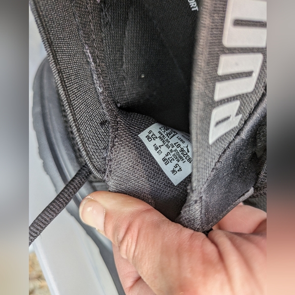 Puma Shoes - Picture 2 of 2